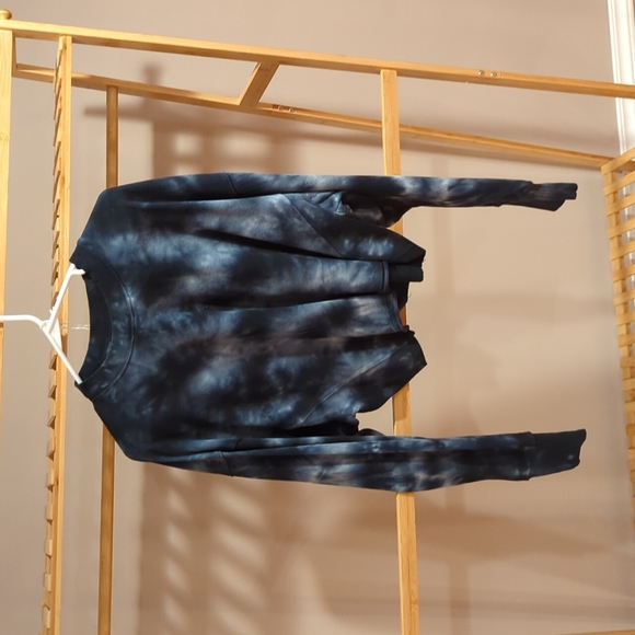 Reflex Sweaters - Crop sweater